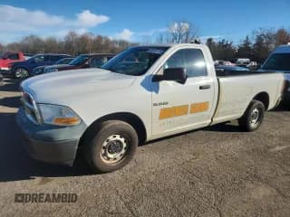 ✅ 2010 Dodge 1500 ST • VIN: 3D7JB1EP1AG111282 • Lot: 93633975. Listed on Copart with 271,928 mi. Free auction sales archive from the USA and detailed vehicle history report at DreamBid. Image 1.