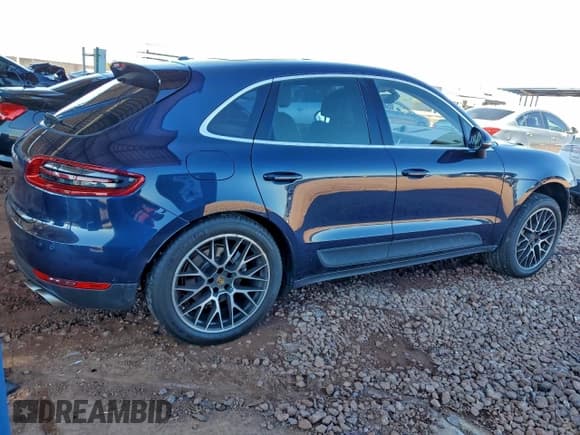 ✅ 2015 Porsche Macan S • VIN: WP1AB2A5XFLB53690 • Lot: 94558405. Listed on Copart with 117,202 mi. Free auction sales archive from the USA and detailed vehicle history report at DreamBid. Image 3.