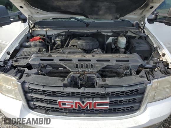 ✅ 2011 GMC Sierra 2500HD SLE • VIN: 1GT220CG1BZ206888 • Lot: 69813825. Wystawiony na Copart z przebiegiem 281 007 mil. Bezpłatny archiwum sprzedaży aukcyjnych z USA i szczegółowy raport historii pojazdu na DreamBid. Zdjęcie 11.