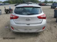 ✅ 2016 Hyundai Elantra • VIN: KMHD35LH6GU313978 • Лот: 81705395. Опубликован ранее на Copart с пробегом 120 722 миль. Бесплатный доступ к архиву аукционных продаж из США и подробный отчёт об истории автомобиля на DreamBid. Изображение 6.