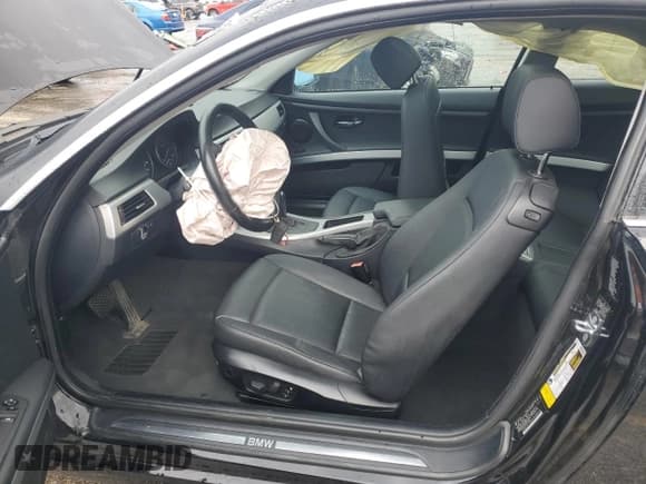 ✅ 2009 BMW 3 Series 328i xDrive • VIN: WBAWV53549P080498 • Lot: 56163105. Listed on Copart with 95,149 mi. Free auction sales archive from the USA and detailed vehicle history report at DreamBid. Image 7.