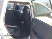 ✅ 2014 Nissan Note S Plus • VIN: 3N1CE2CPXEL433230 • Lot: 43341163. Wystawiony na IAAI z przebiegiem 55 710 mil. Bezpłatny archiwum sprzedaży aukcyjnych z USA i szczegółowy raport historii pojazdu na DreamBid. Zdjęcie 8.