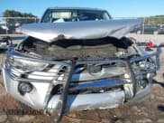 ✅ 2016 Toyota 4Runner SR5 • VIN: JTEZU5JR9G5116070 • Lot: 43488346. Wystawiony na IAAI z przebiegiem 153 337 mil. Bezpłatny archiwum sprzedaży aukcyjnych z USA i szczegółowy raport historii pojazdu na DreamBid. Zdjęcie 12.