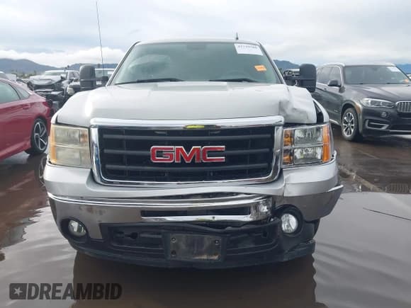 ✅ 2010 GMC Sierra 1500 • VIN: 1GTSCVE28AZ103574 • Lot: 43739588. Wystawiony na IAAI z przebiegiem 89 721 mil. Bezpłatny archiwum sprzedaży aukcyjnych z USA i szczegółowy raport historii pojazdu na DreamBid. Zdjęcie 12.