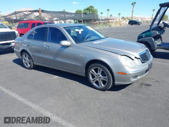 ✅ 2006 Mercedes-Benz E 350 • VIN: WDBUF56J06A947201 • Lot: 43433707. Listed on IAAI with 174,038 mi. Free auction sales archive from the USA and detailed vehicle history report at DreamBid. Image 1.