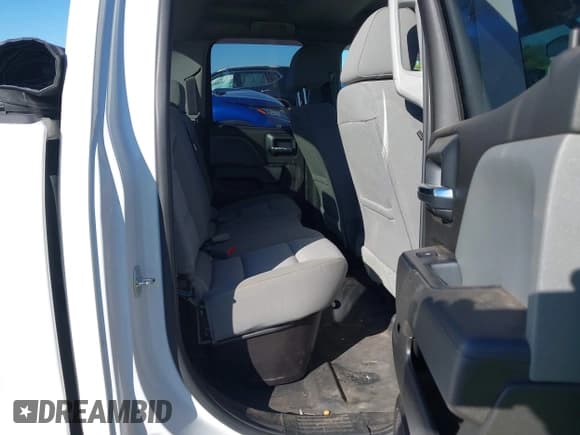 ✅ 2017 Chevrolet Silverado 1500 Work Truck • VIN: 1GCVKNEC4HZ404782 • Lot: 43338090. Wystawiony na IAAI z przebiegiem 95 852 mil. Bezpłatny archiwum sprzedaży aukcyjnych z USA i szczegółowy raport historii pojazdu na DreamBid. Zdjęcie 8.