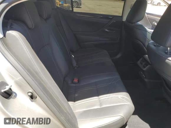 ✅ 2021 Lexus ES 300h Luxury • VIN: 58AEA1C14MU004889 • Lot: 63343775. Wystawiony na Copart z przebiegiem 39 971 mil. Bezpłatny archiwum sprzedaży aukcyjnych z USA i szczegółowy raport historii pojazdu na DreamBid. Zdjęcie 10.