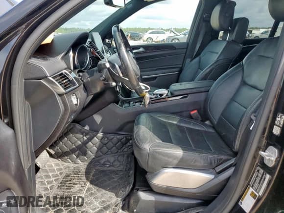 ✅ 2018 Mercedes-Benz GLS 550 • VIN: 4JGDF7DE5JB062414 • Lot: 81319335. Listed on Copart with 109,304 mi. Free auction sales archive from the USA and detailed vehicle history report at DreamBid. Image 7.