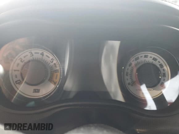 ✅ 2020 Dodge Challenger R/T 50th Anniversary • VIN: 2C3CDZBTXLH191878 • Lot: 67590625. Wystawiony na Copart z przebiegiem Nie podano. Bezpłatny archiwum sprzedaży aukcyjnych z USA i szczegółowy raport historii pojazdu na DreamBid. Zdjęcie 9.