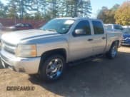 ✅ 2007 Chevrolet Silverado 1500 1LT • VIN: 2GCEC13J871688674 • Lot: 43707213. Wystawiony na IAAI z przebiegiem 293 504 mil. Bezpłatny archiwum sprzedaży aukcyjnych z USA i szczegółowy raport historii pojazdu na DreamBid. Zdjęcie 18.