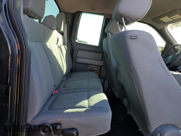 ✅ 2014 Ford F-150 XL • VIN: 1FTFX1EF1EFA14566 • Lot: 92356815. Wystawiony na Copart z przebiegiem 95 134 mil. Bezpłatny archiwum sprzedaży aukcyjnych z USA i szczegółowy raport historii pojazdu na DreamBid. Zdjęcie 10.