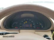 ✅ 2004 Mercedes-Benz C 320 • VIN: WDBRF84J04F545768 • Lot: 90225585. Wystawiony na Copart z przebiegiem 73 470 mil. Bezpłatny archiwum sprzedaży aukcyjnych z USA i szczegółowy raport historii pojazdu na DreamBid. Zdjęcie 9.