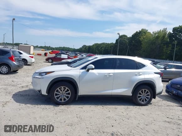 ✅ 2017 Lexus NX 200t • VIN: JTJBARBZ5H2101943 • Lot: 43163612. Wystawiony na IAAI z przebiegiem 140 613 mil. Bezpłatny archiwum sprzedaży aukcyjnych z USA i szczegółowy raport historii pojazdu na DreamBid. Zdjęcie 14.