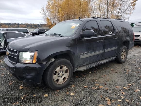 ✅ 2013 Chevrolet Suburban LT • VIN: 1GNSKJE7XDR359184 • Lot: 91702295. Wystawiony na Copart z przebiegiem 234 839 mil. Bezpłatny archiwum sprzedaży aukcyjnych z USA i szczegółowy raport historii pojazdu na DreamBid. Zdjęcie 1.