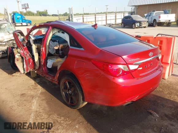 2011 Hyundai Sonata Limited с VIN 5NPEC4AB0BH305685, выставлен на аукционе IAAI как лот 43304019 с пробегом 83 142 миль миль и . История ставок и продаж доступна на DreamBid. Изображение 3.