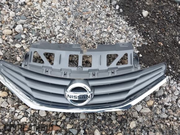 ✅ 2015 Nissan Note SL • VIN: 3N1CE2CPXFL410290 • Lot: 42122905. Listed on IAAI with 120,895 mi. Free auction sales archive from the USA and detailed vehicle history report at DreamBid. Image 12.