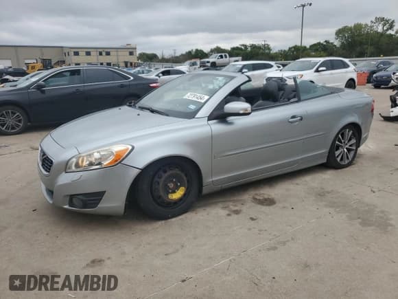 ✅ 2011 Volvo C70 • VIN: YV1672MC4BJ107579 • Лот: 72791454. Опубликован ранее на Copart с пробегом 151 999 миль. Бесплатный доступ к архиву аукционных продаж из США и подробный отчёт об истории автомобиля на DreamBid. Изображение 1.