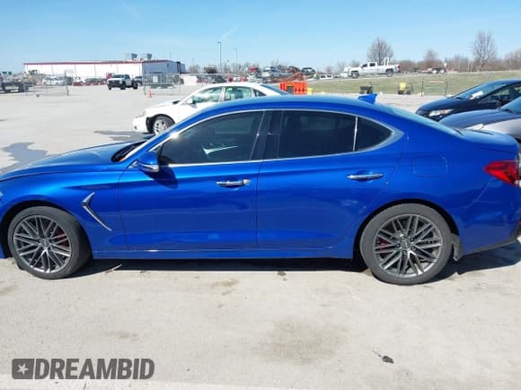 ✅ 2019 Genesis G70 Advanced • VIN: KMTG54LE7KU030592 • Lot: 41798773. Listed on IAAI with 81,271 mi. Free auction sales archive from the USA and detailed vehicle history report at DreamBid. Image 14.
