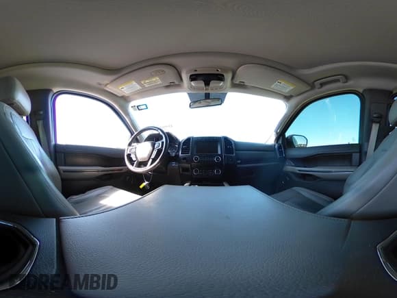 ✅ 2019 Ford Expedition Max Limited • VIN: 1FMJK1KT0KEA19368 • Lot: 43356548. Wystawiony na IAAI z przebiegiem Nie podano. Bezpłatny archiwum sprzedaży aukcyjnych z USA i szczegółowy raport historii pojazdu na DreamBid. Zdjęcie 19.