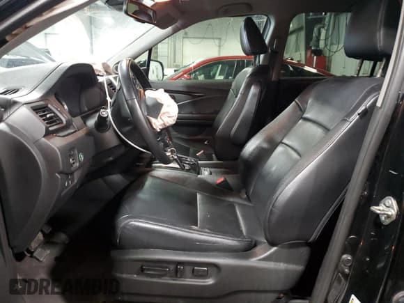 ✅ 2017 Honda Pilot Touring • VIN: 5FNYF6H93HB051691 • Lot: 70746185. Listed on Copart with 171,339 mi. Free auction sales archive from the USA and detailed vehicle history report at DreamBid. Image 7.