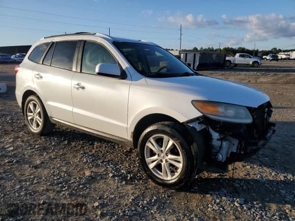 ✅ 2012 Hyundai Santa Fe Limited • VIN: 5XYZK4AG3CG150560 • Lot: 81305794. Listed on Copart with 166,666 mi. Free auction sales archive from the USA and detailed vehicle history report at DreamBid. Image 4.