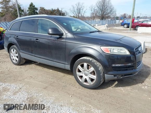 ✅ 2007 Audi Q7 Premium • VIN: WA1BV74L37D046989 • Lot: 41767091. Listed on IAAI with 145,294 mi. Free auction sales archive from the USA and detailed vehicle history report at DreamBid. Image 1.