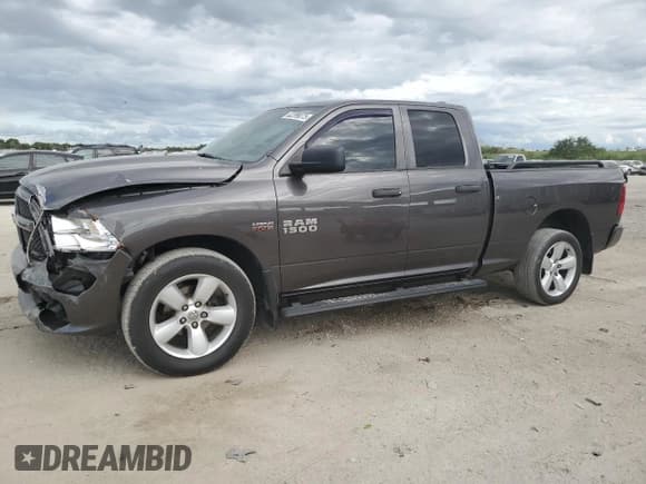 ✅ 2015 Ram 1500 Express • VIN: 1C6RR6FTXFS659208 • Lot: 82399075. Wystawiony na Copart z przebiegiem 116 404 mil. Bezpłatny archiwum sprzedaży aukcyjnych z USA i szczegółowy raport historii pojazdu na DreamBid. Zdjęcie 1.
