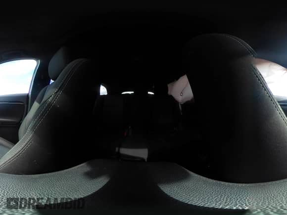 2018 Mitsubishi Outlander ES z VIN JA4AZ3A38JZ024106, wystawiony jako IAAI lot #42309107 z przebiegiem 113 504 mil mil oraz . Historia ofert i sprzedaży dostępna na DreamBid. Obrazek 19.