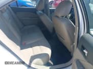 ✅ 2010 Ford Fusion Hybrid • VIN: 3FADP0L3XAR185989 • Lot: 43156692. Listed on IAAI with 226,637 mi. Free auction sales archive from the USA and detailed vehicle history report at DreamBid. Image 8.