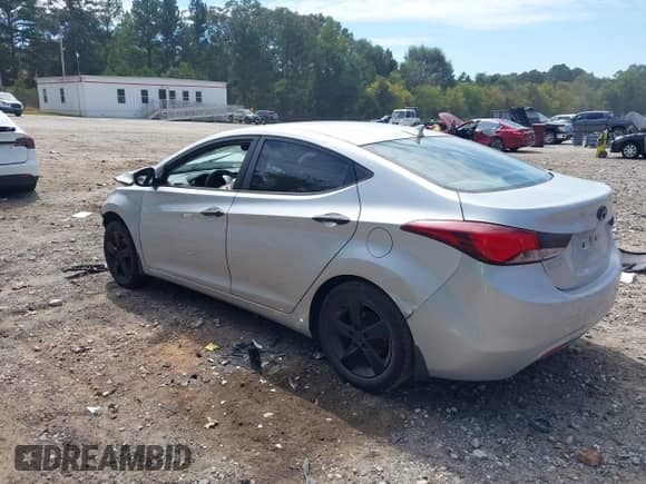 ✅ 2013 Hyundai Elantra GLS • VIN: 5NPDH4AE1DH220042 • Lot: 43321412. Wystawiony na IAAI z przebiegiem 160 000 mil mil. Skorzystaj z bezpłatnego archiwum sprzedaży aukcyjnych z USA i zobacz szczegółowy raport historii pojazdu na DreamBid. Zdjęcie 3.