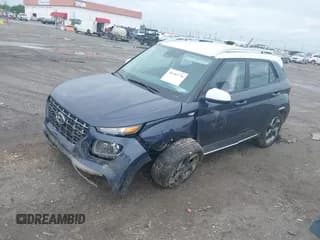 ✅ 2024 Hyundai Venue SEL • VIN: KMHRC8A32RU298638 • Lot: 39283776. Listed on IAAI with 1,370 mi. Free auction sales archive from the USA and detailed vehicle history report at DreamBid. Image 2.
