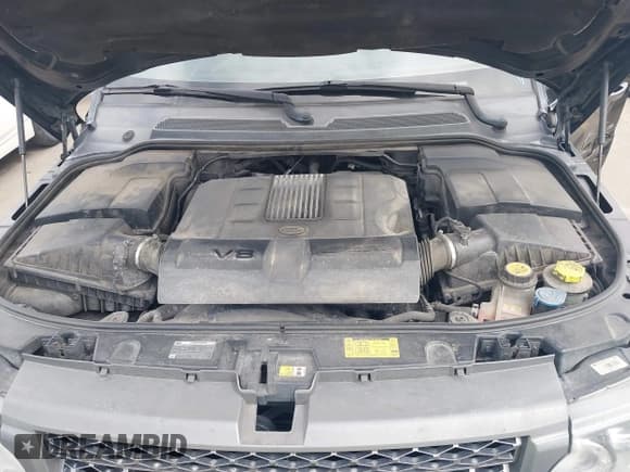 ✅ 2010 Land Rover Range Rover Sport HSE Lux • VIN: SALSK2D49AA247162 • Lot: 42010171. Listed on IAAI with 135,791 mi. Free auction sales archive from the USA and detailed vehicle history report at DreamBid. Image 10.