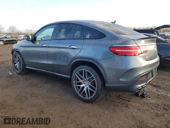 ✅ 2017 Mercedes-Benz GLE 63 S AMG • VIN: 4JGED7FB9HA056189 • Lot: 85035304. Wystawiony na Copart z przebiegiem 82 664 mil. Bezpłatny archiwum sprzedaży aukcyjnych z USA i szczegółowy raport historii pojazdu na DreamBid. Zdjęcie 2.