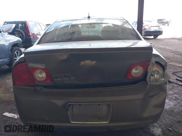 ✅ 2011 Chevrolet Malibu 1LT • VIN: 1G1ZC5E11BF258047 • Лот: 41816851. Опубликован ранее на IAAI с пробегом 188 056 миль. Бесплатный доступ к архиву аукционных продаж из США и подробный отчёт об истории автомобиля на DreamBid. Изображение 16.