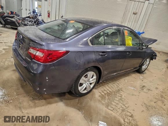 ✅ 2015 Subaru Legacy 2.5i • VIN: 4S3BNBA67F3022819 • Lot: 94407805. Wystawiony na Copart z przebiegiem 171 993 mil. Bezpłatny archiwum sprzedaży aukcyjnych z USA i szczegółowy raport historii pojazdu na DreamBid. Zdjęcie 3.