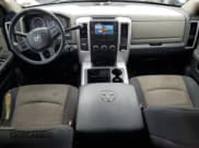 ✅ 2012 Ram 2500 Big Horn • VIN: 3C6UD5DL0CG337055 • Lot: 51235375. Wystawiony na Copart z przebiegiem 270 485 mil. Bezpłatny archiwum sprzedaży aukcyjnych z USA i szczegółowy raport historii pojazdu na DreamBid. Zdjęcie 8.