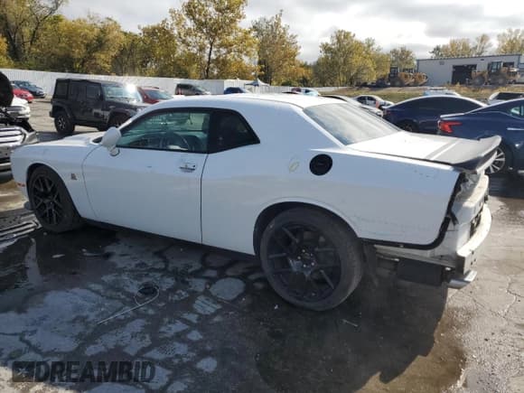 ✅ 2016 Dodge Challenger R/T Scat Pack • VIN: 2C3CDZFJ3GH220720 • Lot: 89802065. Wystawiony na Copart z przebiegiem 47 103 mil. Bezpłatny archiwum sprzedaży aukcyjnych z USA i szczegółowy raport historii pojazdu na DreamBid. Zdjęcie 2.