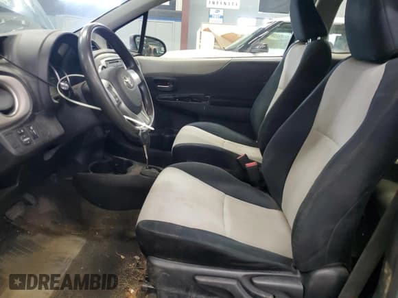 ✅ 2012 Toyota Yaris L • VIN: JTDJTUD35CD517914 • Lot: 80303715. Listed on Copart with 187,983 mi. Free auction sales archive from the USA and detailed vehicle history report at DreamBid. Image 7.