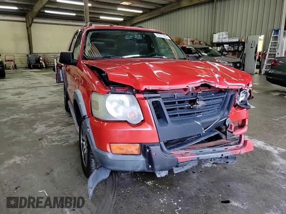 ✅ 2007 Ford Explorer XLT • VIN: 1FMEU73897UA37325 • Lot: 45277585. Wystawiony na Copart z przebiegiem 105 869 mil. Bezpłatny archiwum sprzedaży aukcyjnych z USA i szczegółowy raport historii pojazdu na DreamBid. Zdjęcie 11.