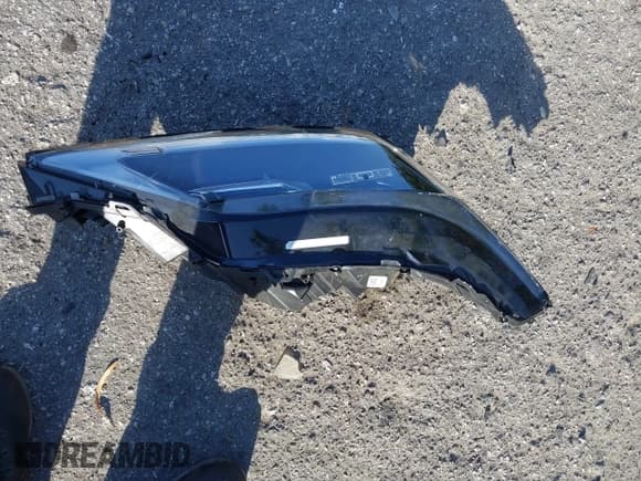 ✅ 2022 Lexus RX 350 • VIN: 2T2HZMAA2NC241719 • Lot: 42128302. Listed on IAAI with 22,897 mi. Free auction sales archive from the USA and detailed vehicle history report at DreamBid. Image 12.