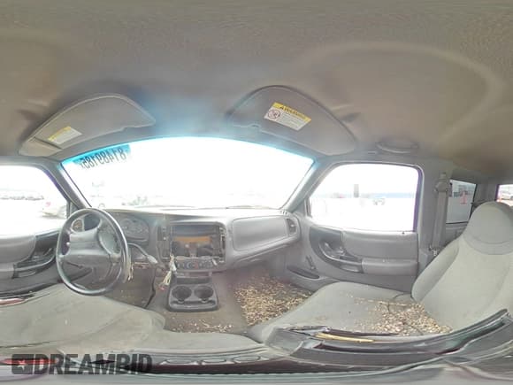 ✅ 2000 Ford Ranger XL • VIN: 1FTYR14V0YTB09945 • Lot: 81489185. Listed on Copart with 263,312 mi. Free auction sales archive from the USA and detailed vehicle history report at DreamBid. Image 14.