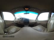 ✅ 2000 Ford Explorer Eddie Bauer • VIN: 1FMZU74E8YZA55910 • Lot: 42847157. Wystawiony na IAAI z przebiegiem 167 713 mil. Bezpłatny archiwum sprzedaży aukcyjnych z USA i szczegółowy raport historii pojazdu na DreamBid. Zdjęcie 18.