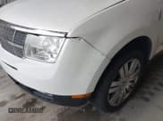 ✅ 2009 Lincoln MKX • VIN: 2LMDU88C79BJ05133 • Лот: 42268132. Опубликован ранее на IAAI с пробегом 225 092 миль. Бесплатный доступ к архиву аукционных продаж из США и подробный отчёт об истории автомобиля на DreamBid. Изображение 6.