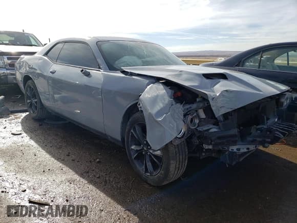 ✅ 2021 Dodge Challenger SXT • VIN: 2C3CDZGG7MH576246 • Lot: 39851153. Wystawiony na Copart z przebiegiem 42 122 mil. Bezpłatny archiwum sprzedaży aukcyjnych z USA i szczegółowy raport historii pojazdu na DreamBid. Zdjęcie 4.