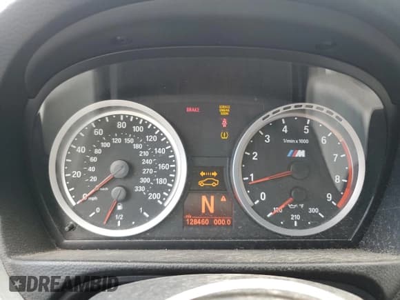 ✅ 2011 BMW M3 • VIN: WBSPM9C50BE202463 • Lot: 53967095. Listed on Copart with 128,460 mi. Free auction sales archive from the USA and detailed vehicle history report at DreamBid. Image 9.