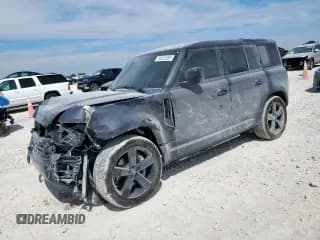 ✅ 2025 Land Rover Defender V8 • VIN: SALEWEEEXS2461423 • Лот: 84555395. Опубликован ранее на Copart с пробегом 4 170 миль. Бесплатный доступ к архиву аукционных продаж из США и подробный отчёт об истории автомобиля на DreamBid. Изображение 1.