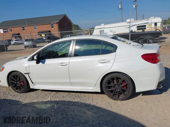 ✅ 2020 Subaru WRX Premium • VIN: JF1VA1B68L9809701 • Lot: 43120526. Listed on IAAI with 25,678 mi. Free auction sales archive from the USA and detailed vehicle history report at DreamBid. Image 14.