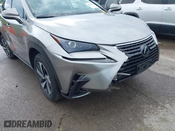 ✅ 2020 Lexus NX 300 • VIN: JTJGARDZXL5003064 • Lot: 42275029. Wystawiony na IAAI z przebiegiem 96 894 mil. Bezpłatny archiwum sprzedaży aukcyjnych z USA i szczegółowy raport historii pojazdu na DreamBid. Zdjęcie 6.