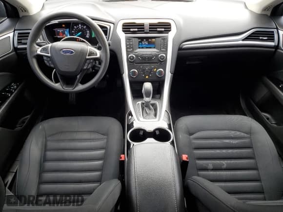 ✅ 2016 Ford Fusion SE Hybrid • VIN: 3FA6P0LU9GR115992 • Lot: 90889715. Wystawiony na Copart z przebiegiem 95 132 mil. Bezpłatny archiwum sprzedaży aukcyjnych z USA i szczegółowy raport historii pojazdu na DreamBid. Zdjęcie 8.