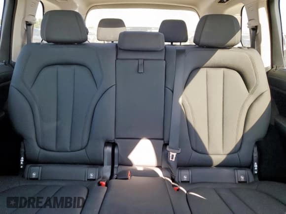 ✅ 2021 BMW X7 xDrive40i • VIN: 5UXCW2C06M9F17440 • Лот: 86444215. Опубликован ранее на Copart с пробегом 75 427 миль. Бесплатный доступ к архиву аукционных продаж из США и подробный отчёт об истории автомобиля на DreamBid. Изображение 10.